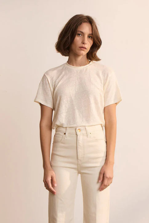 The Chameleon Tee Linen in Ecru