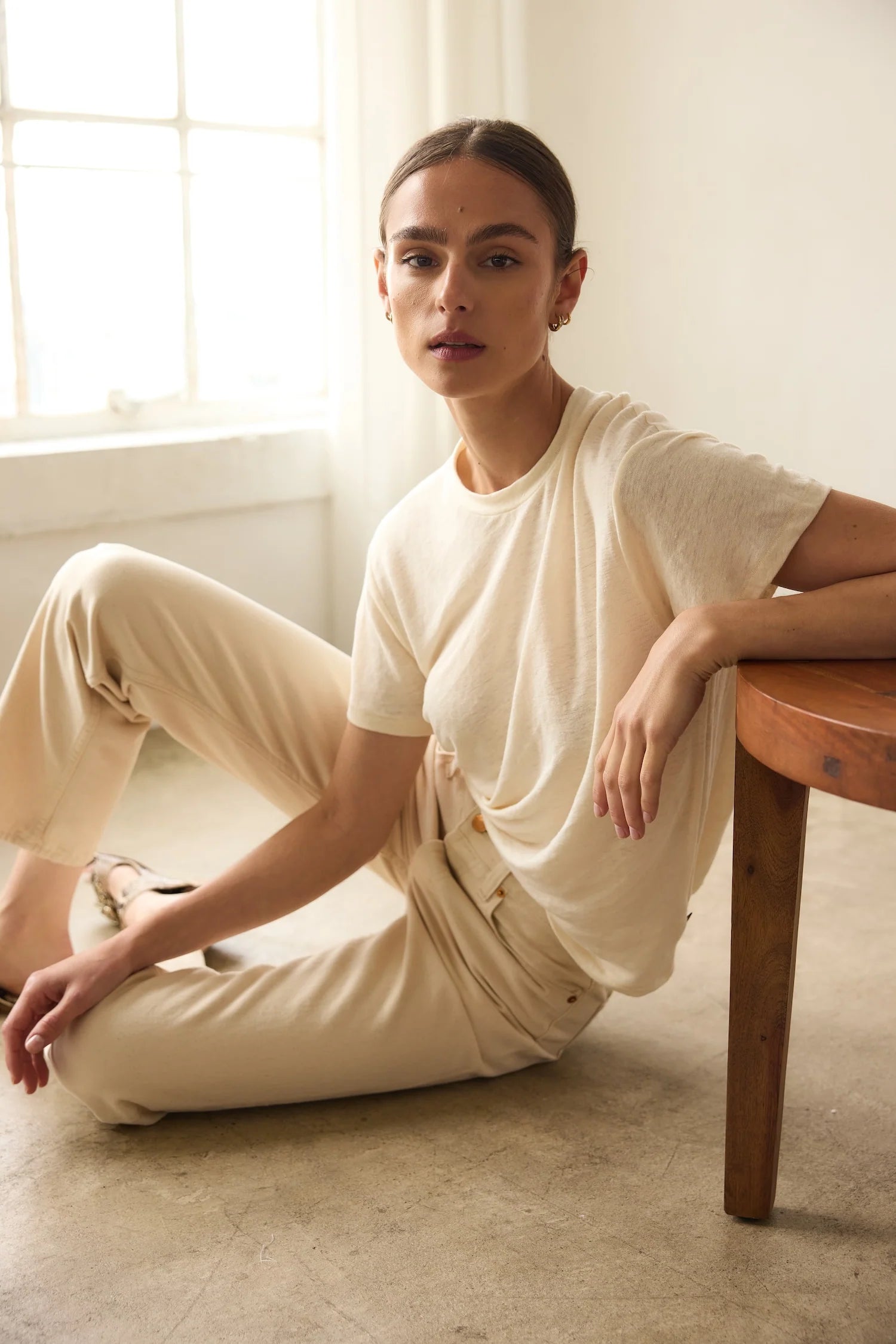 The Chameleon Tee Linen in Ecru